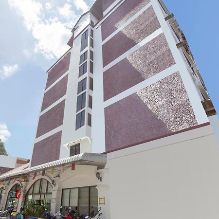 Super Oyo 1096 Winner Inn Hotel Chiang Mai Exterior photo