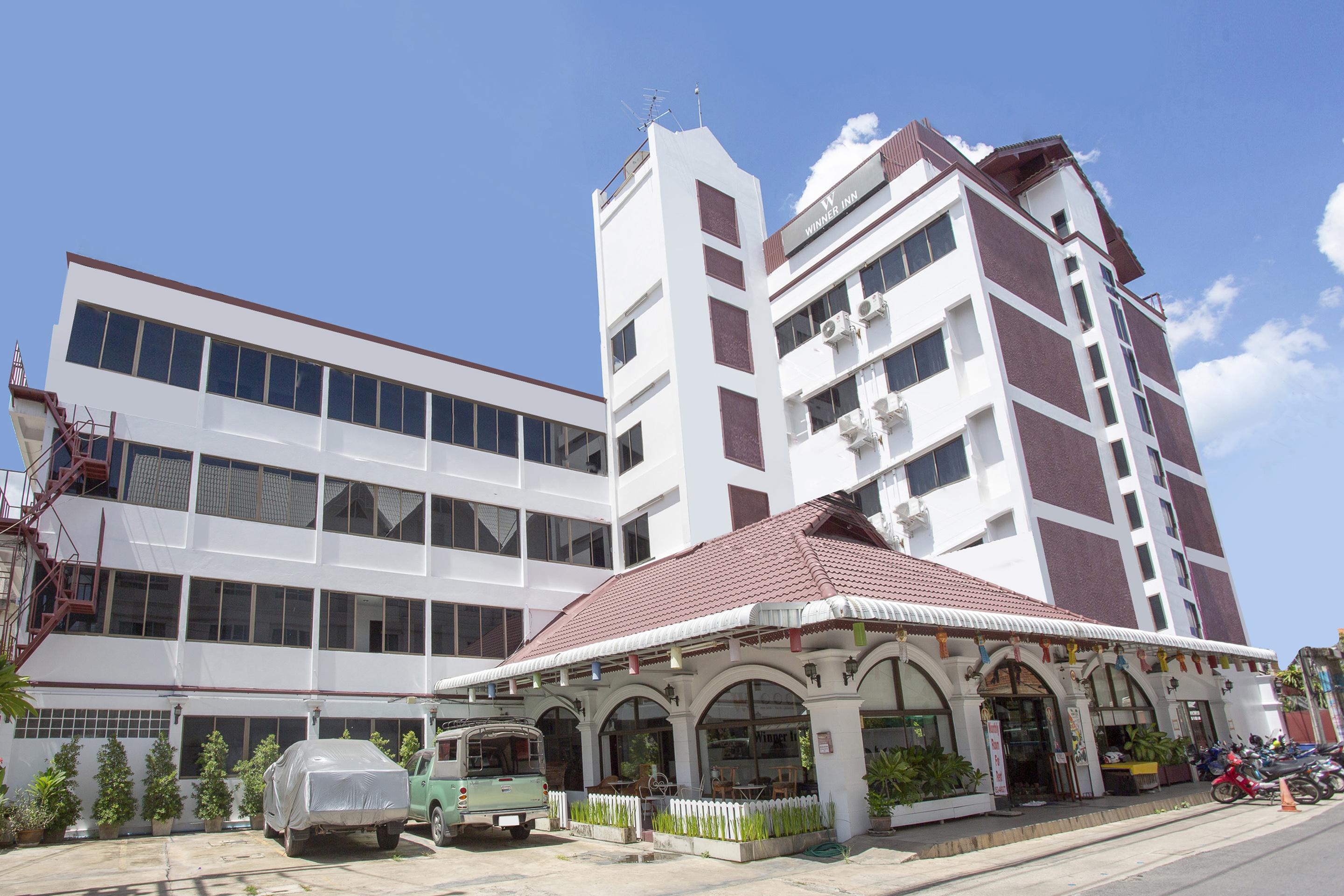 Super Oyo 1096 Winner Inn Hotel Chiang Mai Exterior photo