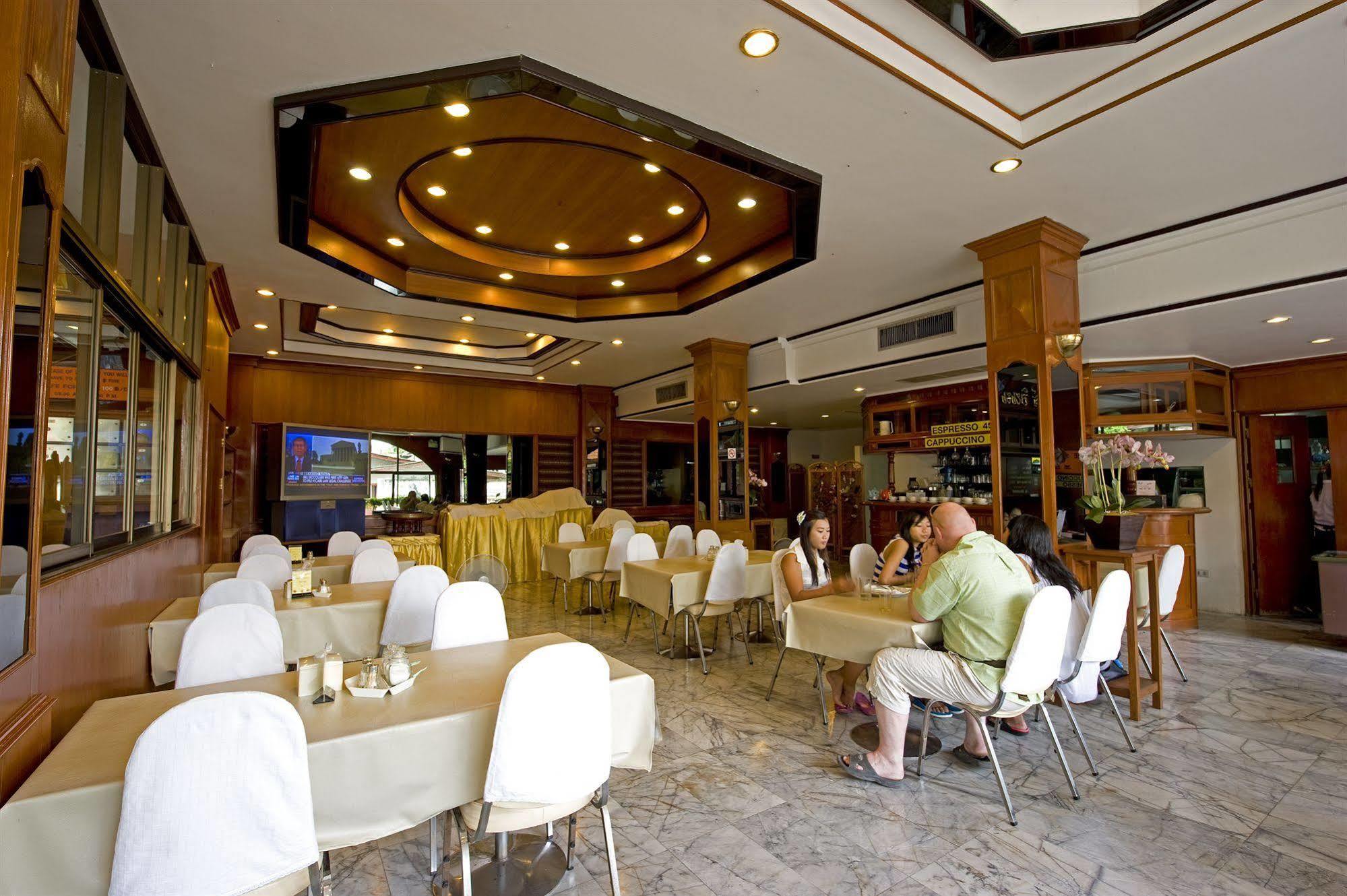 Super Oyo 1096 Winner Inn Hotel Chiang Mai Exterior photo